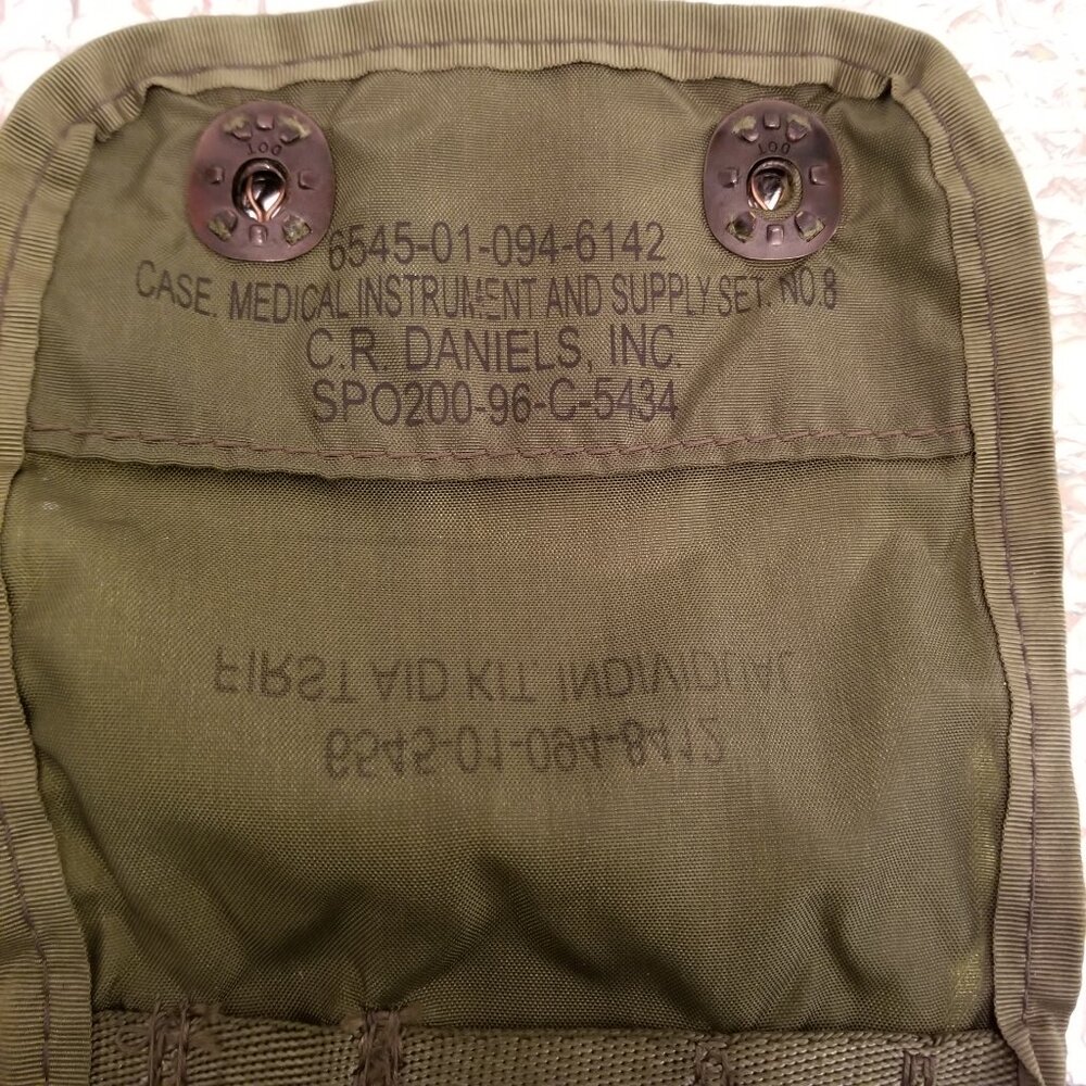Vintage (1990) Military Issued Stocked First Aid Kit - Picture 4 of 10